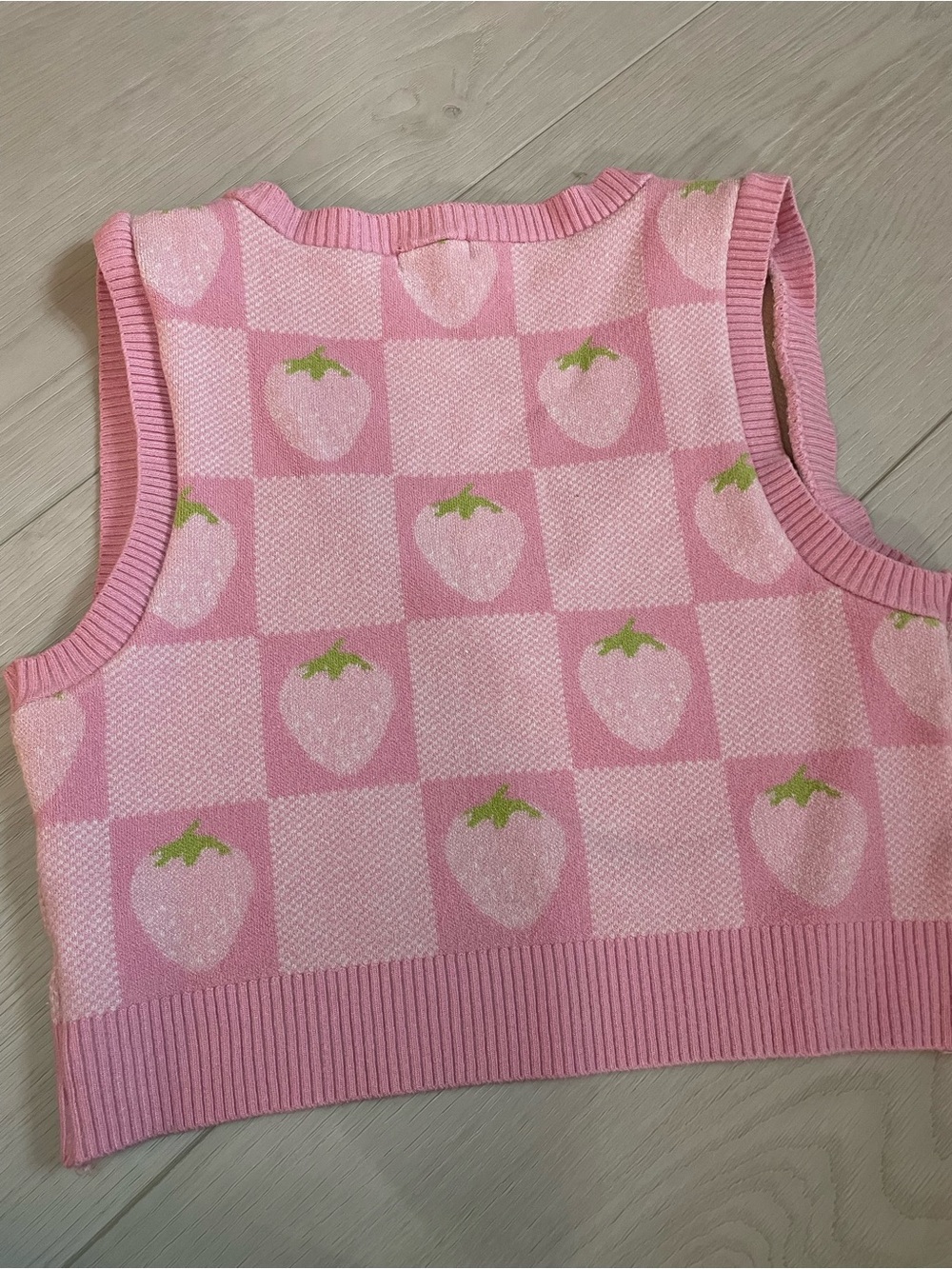 Pink Strawberry Knit Cropped Sweater Vest - Picture 2 of 5